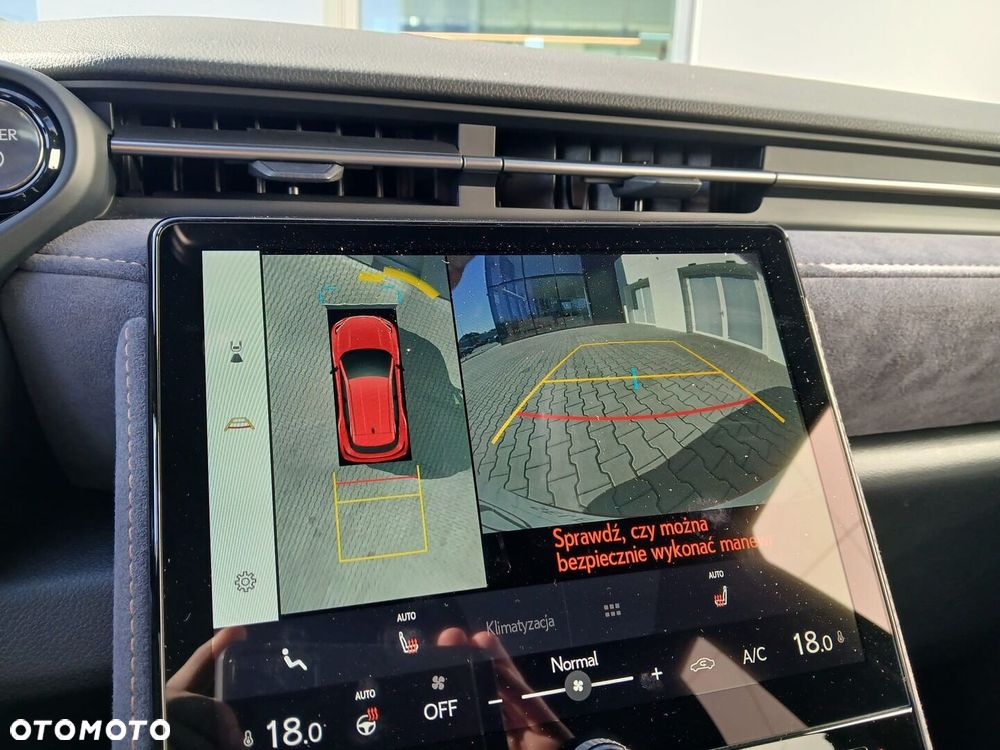 Lexus LBX 1.5 Hybrid Cool - 22