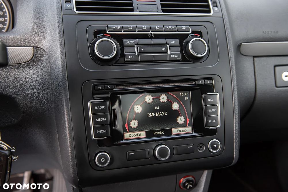 Volkswagen Touran 1.6 TDI DPF MATCH - 20