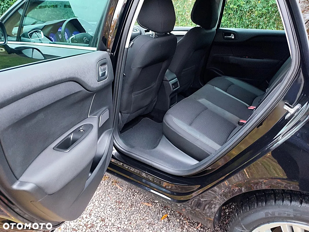 Citroën C4 1.2 PureTech Business Edition S&S - 23