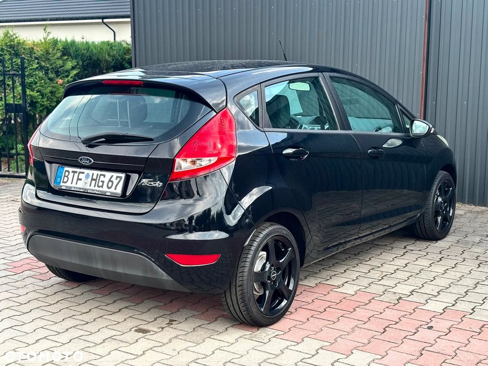Ford Fiesta 1.25 Titanium EU5 - 9