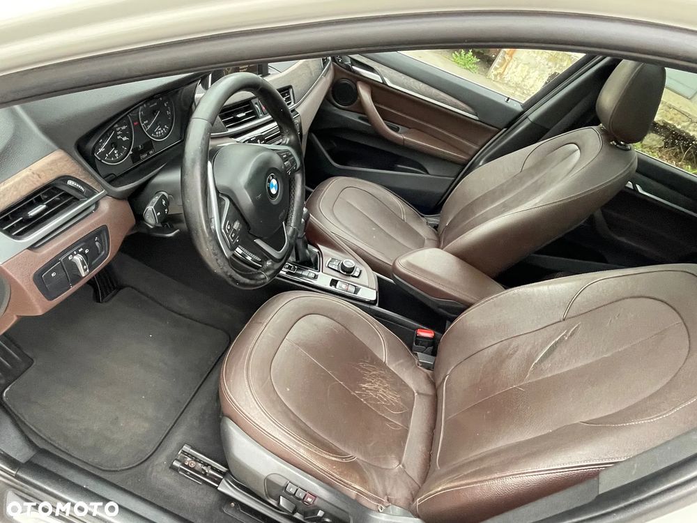 BMW X1 xDrive28i xLine - 18