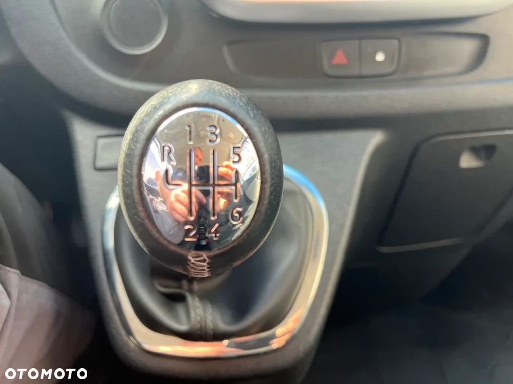 Renault Trafic - 11
