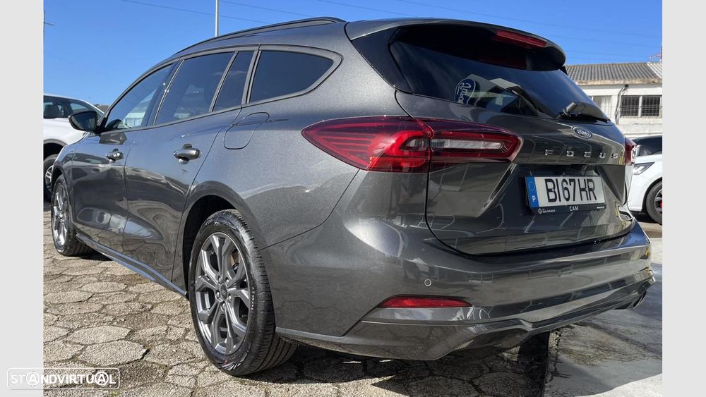Ford Focus SW 1.0 EcoBoost MHEV ST-Line X - 11