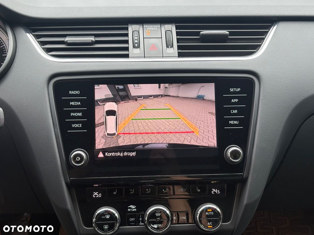 Skoda Octavia 2.0 TDI 4x4 DSG Clever - 28