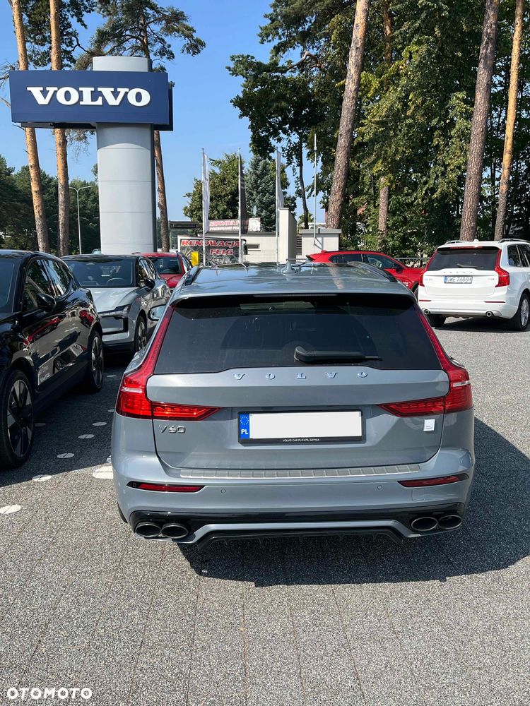Volvo V60 T8 AWD Plug-In Hybrid Polestar Engineered - 3