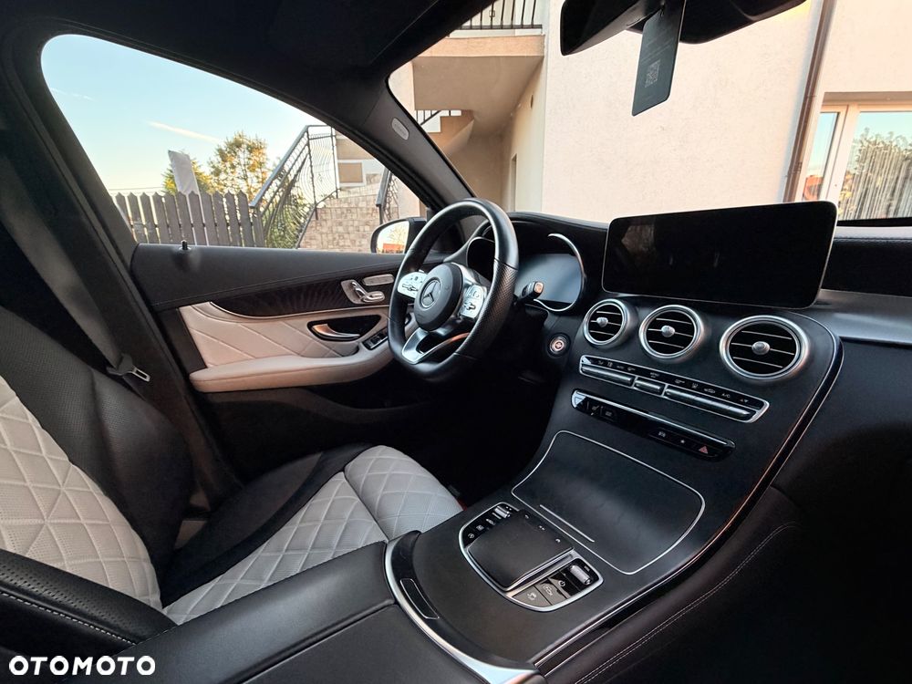 Mercedes-Benz GLC 300 d 4-Matic - 19