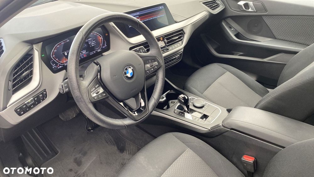 BMW Seria 1 118i Advantage - 10