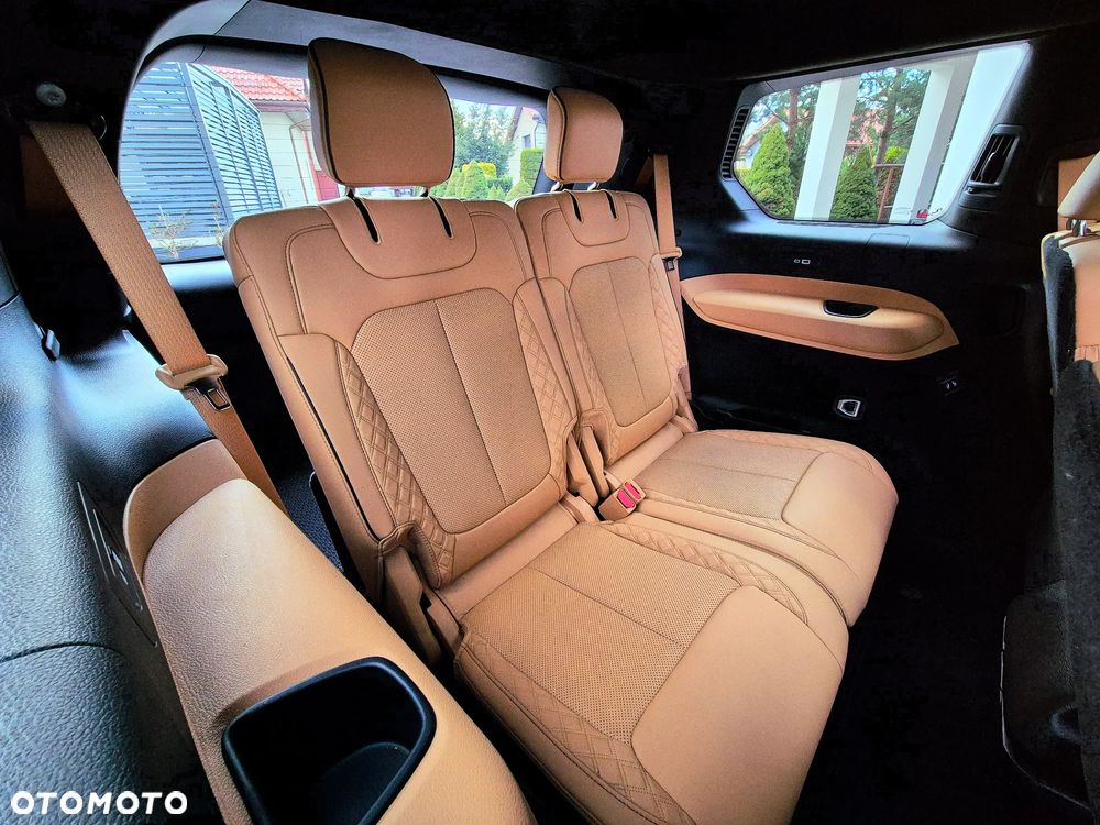 Jeep Grand Cherokee - 14