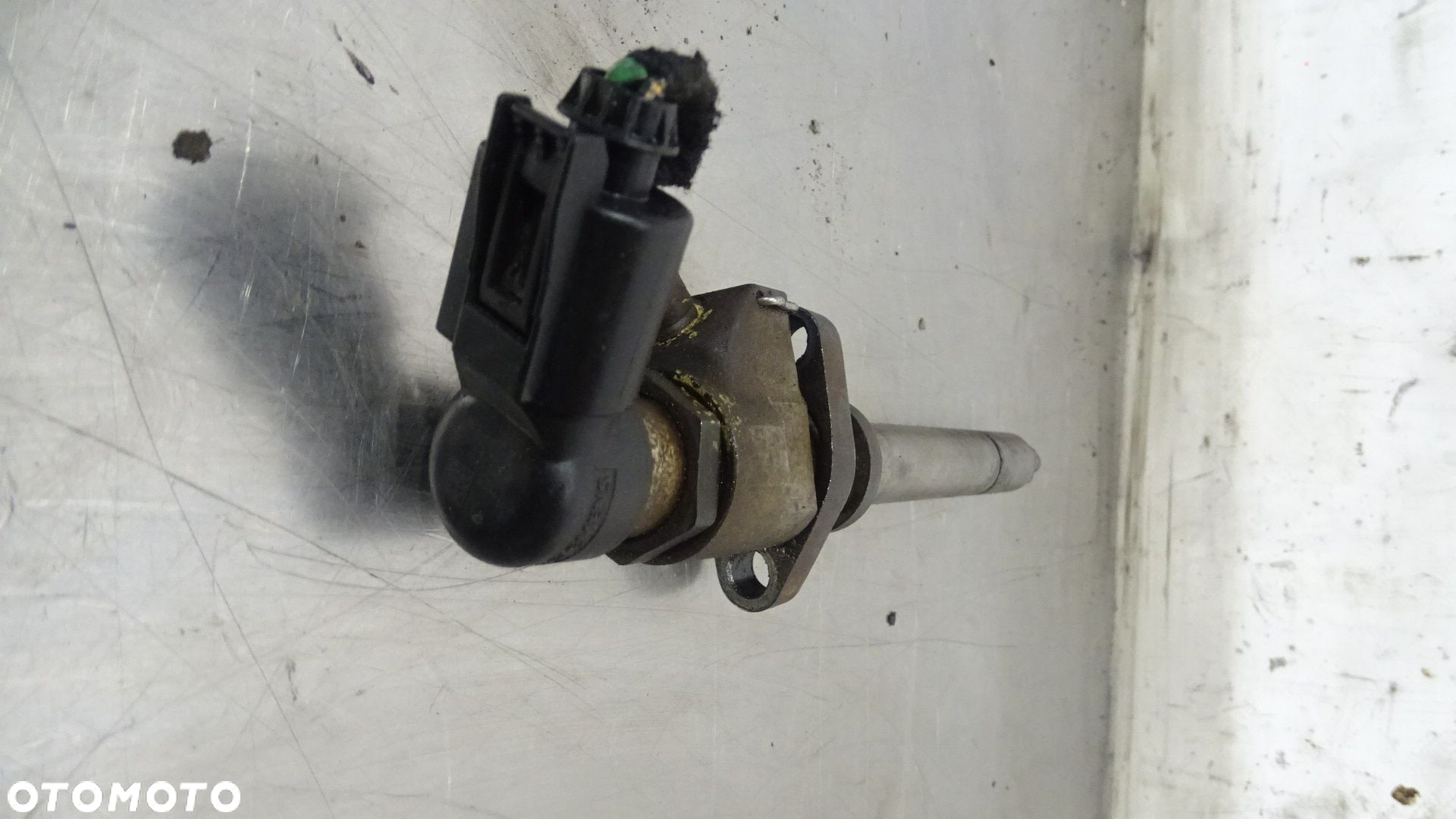 WTRYSK VOLVO S40 II 2.0 9647247280 - 4
