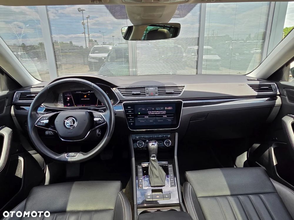 Skoda Superb 2.0 TDI SCR L&K DSG - 33