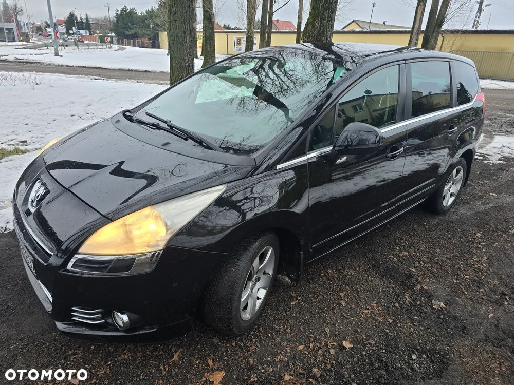 Peugeot 5008 1.6 HDi Premium - 4