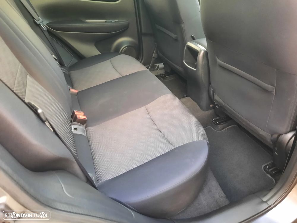 Nissan Qashqai 1.5 dCi N-Connecta 18 - 42