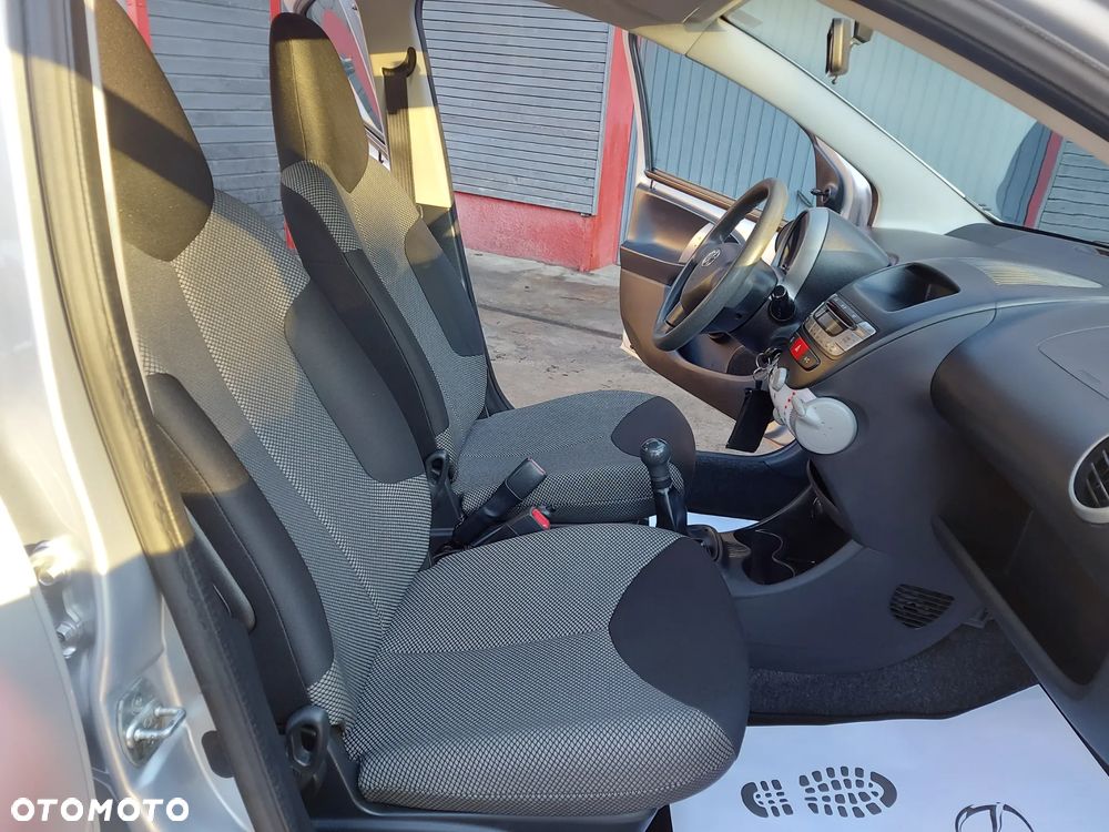 Toyota Aygo Cool&Go - 25