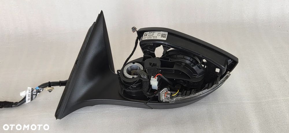 LUSTERKO LEWE 15+2PIN SKODA OCTAVIA IV 2019- 5E4857407K - 6