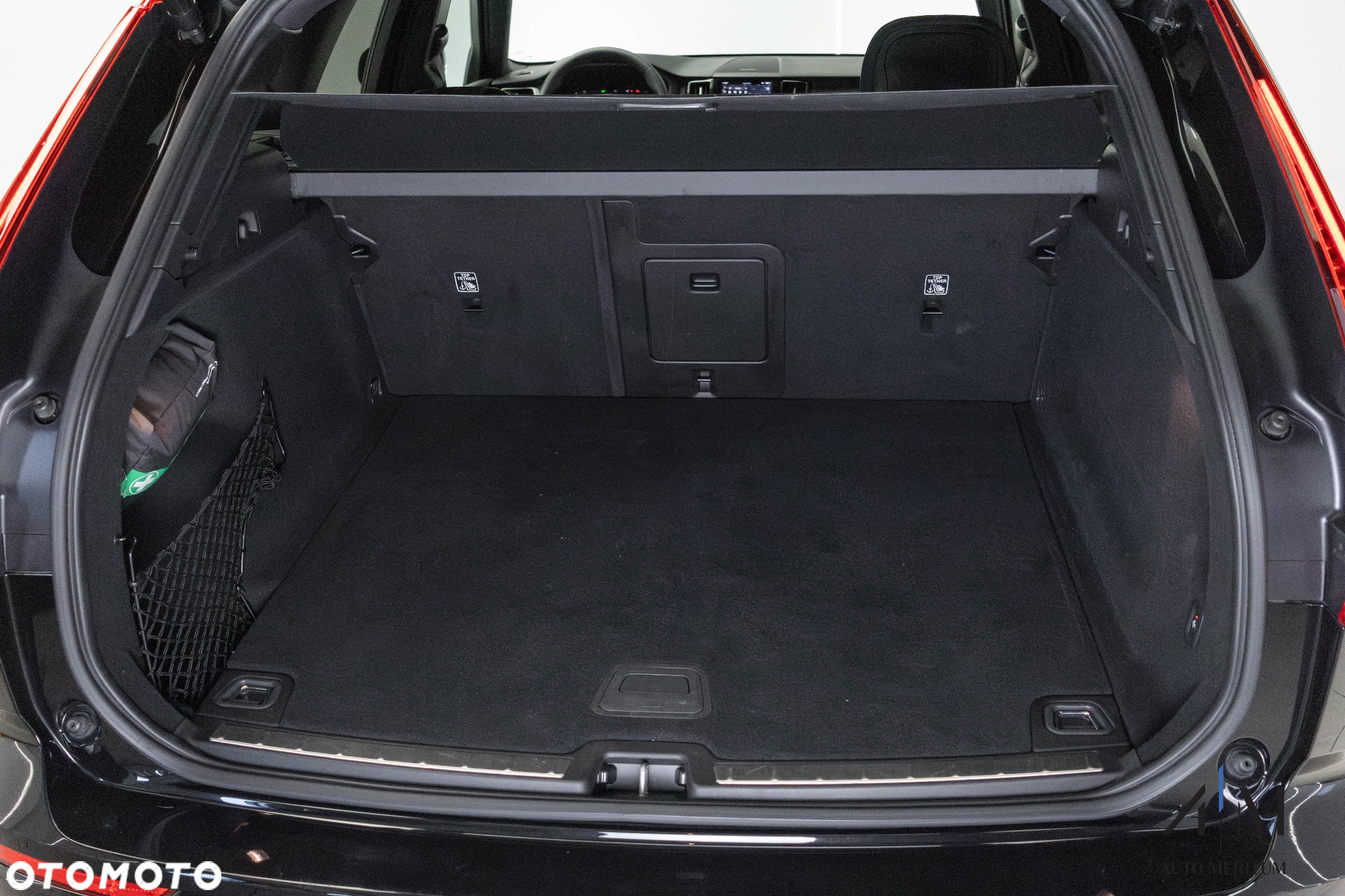 Volvo XC 60 B4 D AWD Plus Dark - 27