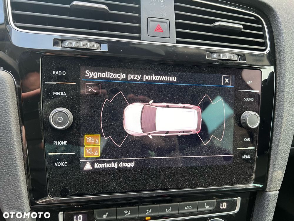 Volkswagen Golf - 19