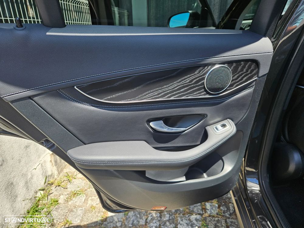 Mercedes-Benz GLC 300 de 4Matic 9G-TRONIC - 33
