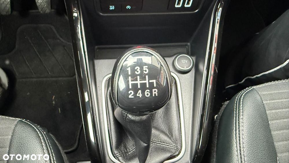 Ford EcoSport - 24