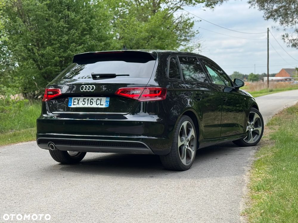 Audi A3 Sportback 1.6 TDI (clean diesel) S tronic S line Sportpaket - 3