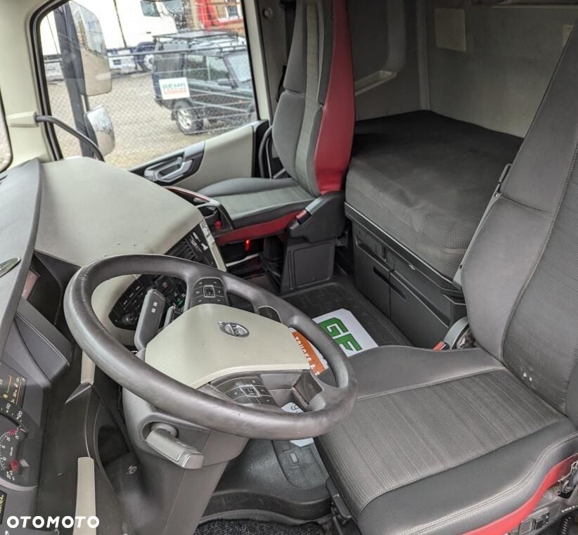 Volvo FH420 4x2 Globetrotter - 6