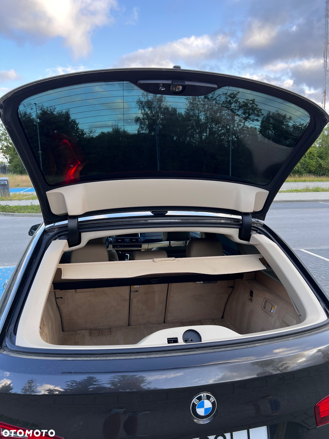 BMW Seria 5 520d Touring - 38