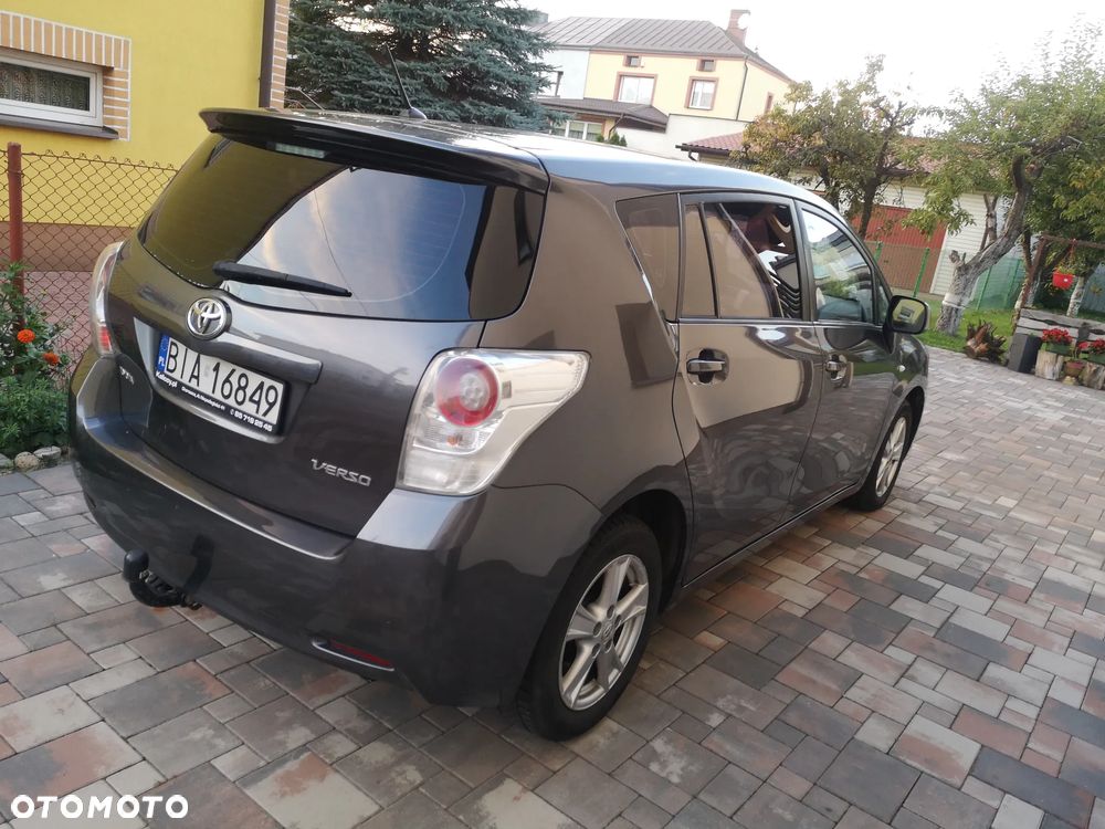 Toyota Verso 2.0 D-4D Luna - 11
