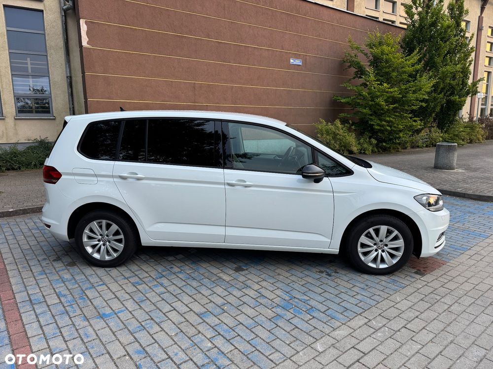 Volkswagen Touran 1.6 TDI SCR BlueMotion Technology Comfortline - 9