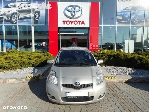 Toyota Yaris 2011 photo 5