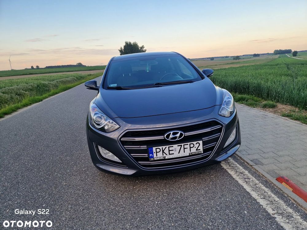 Hyundai i30 1.6 CRDi BlueDrive Go DCT - 1