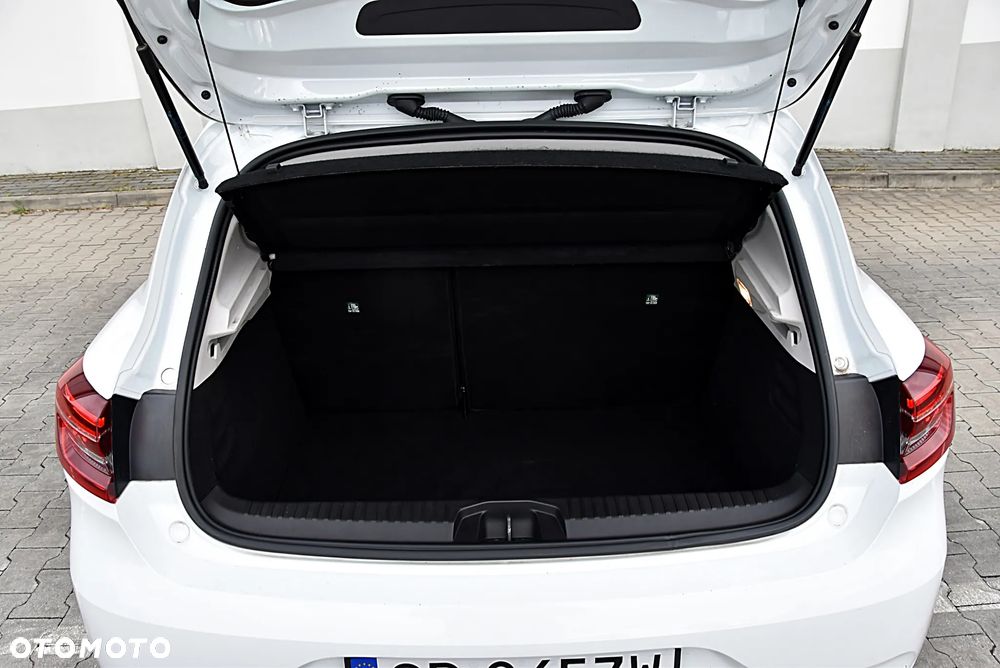 Renault Clio 1.6 E-TECH Techno - 12