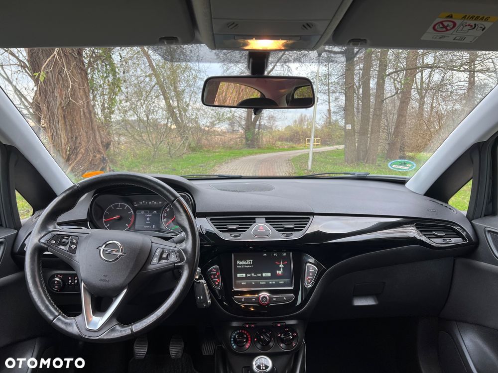 Opel Corsa 1.4 16V Cosmo - 15