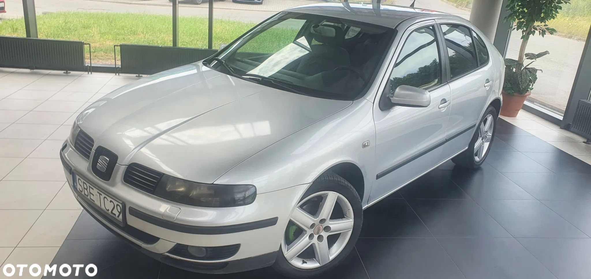 Seat Leon 1.9 TDI Signo - 1
