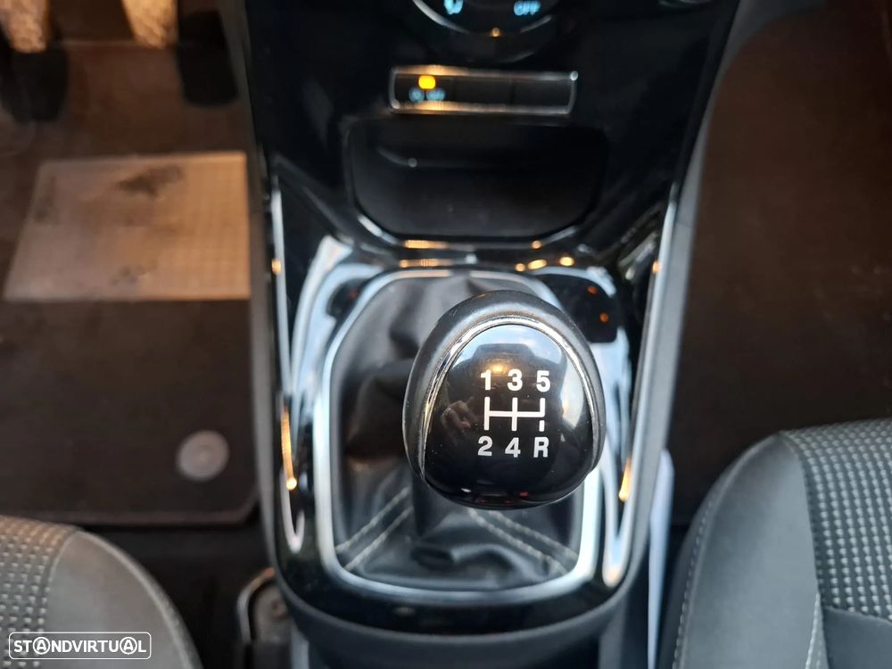 Ford Fiesta 1.0 Ti-VCT Titanium - 43