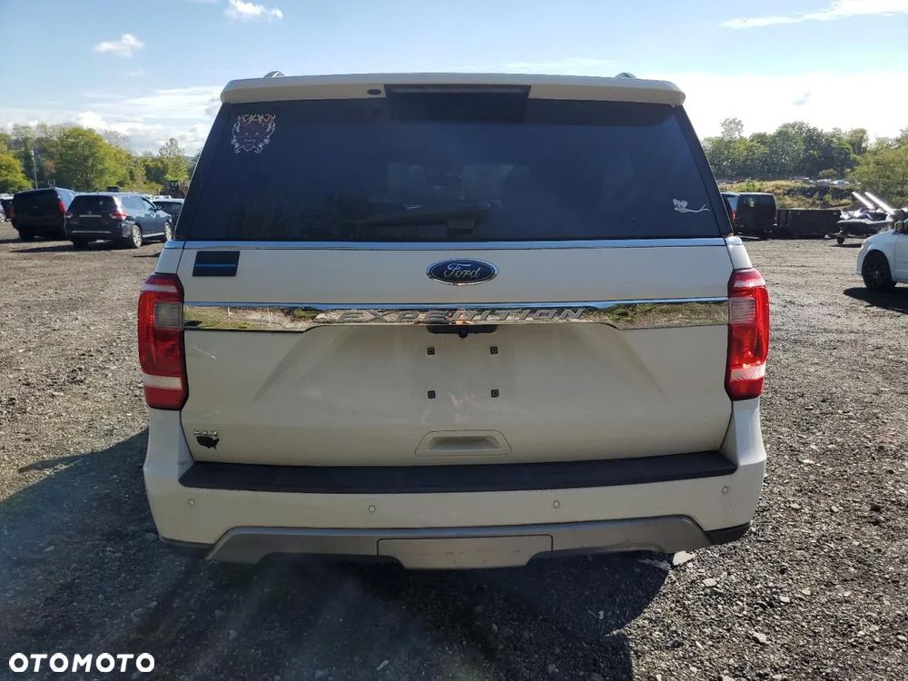 Ford Expedition - 5