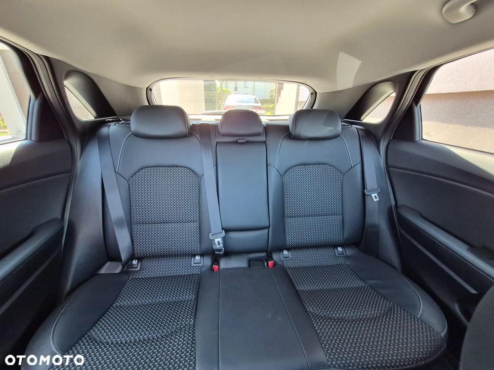 Kia Ceed 1.4 T-GDI L Business Line - 9