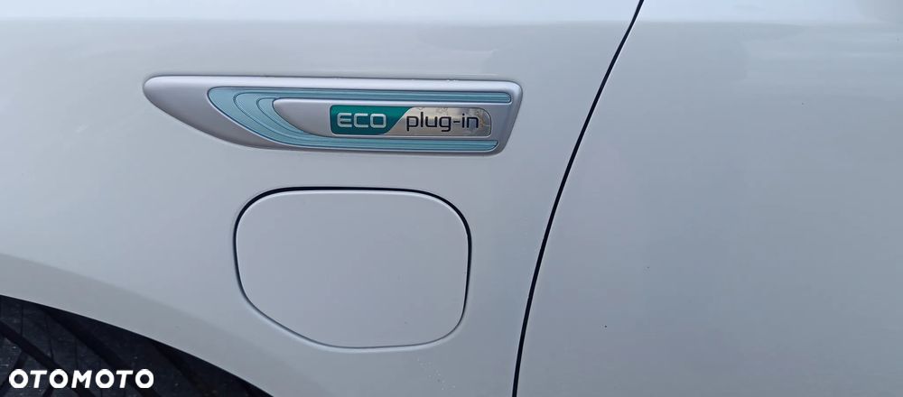 Kia Optima Plug-in Hybrid - 22