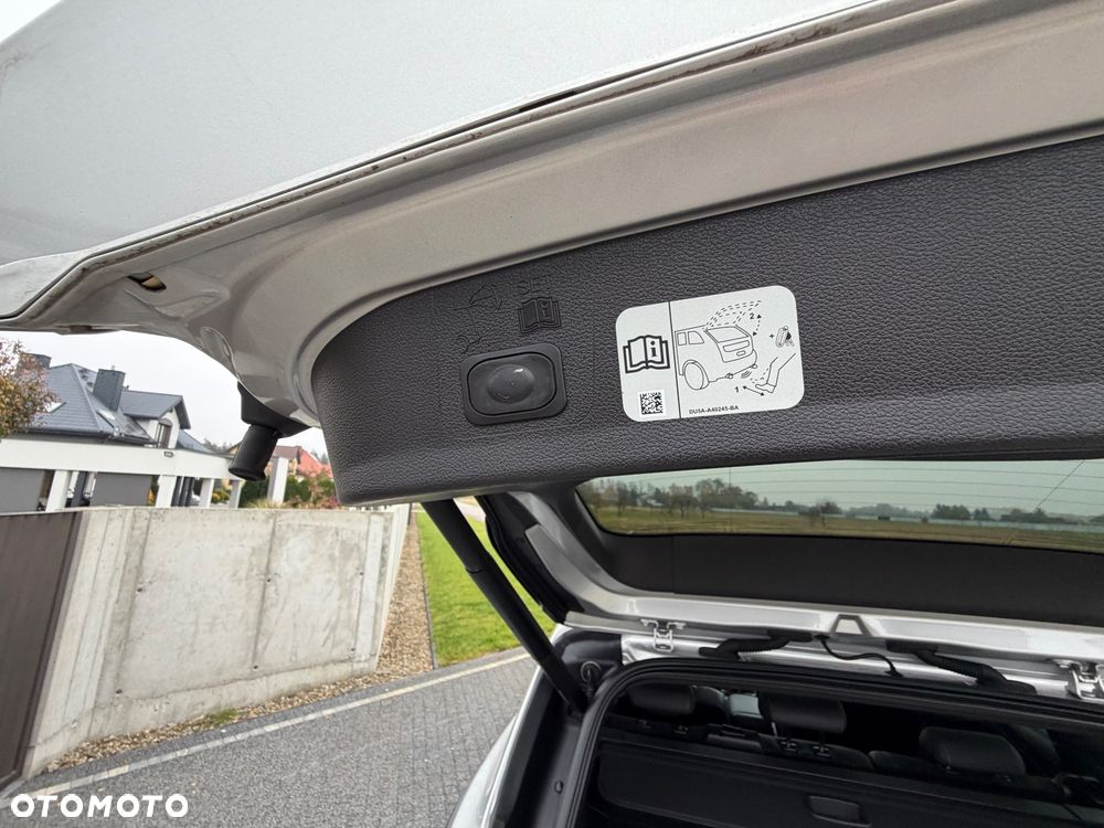 Ford Kuga 2.0 TDCi AWD ST-Line - 14