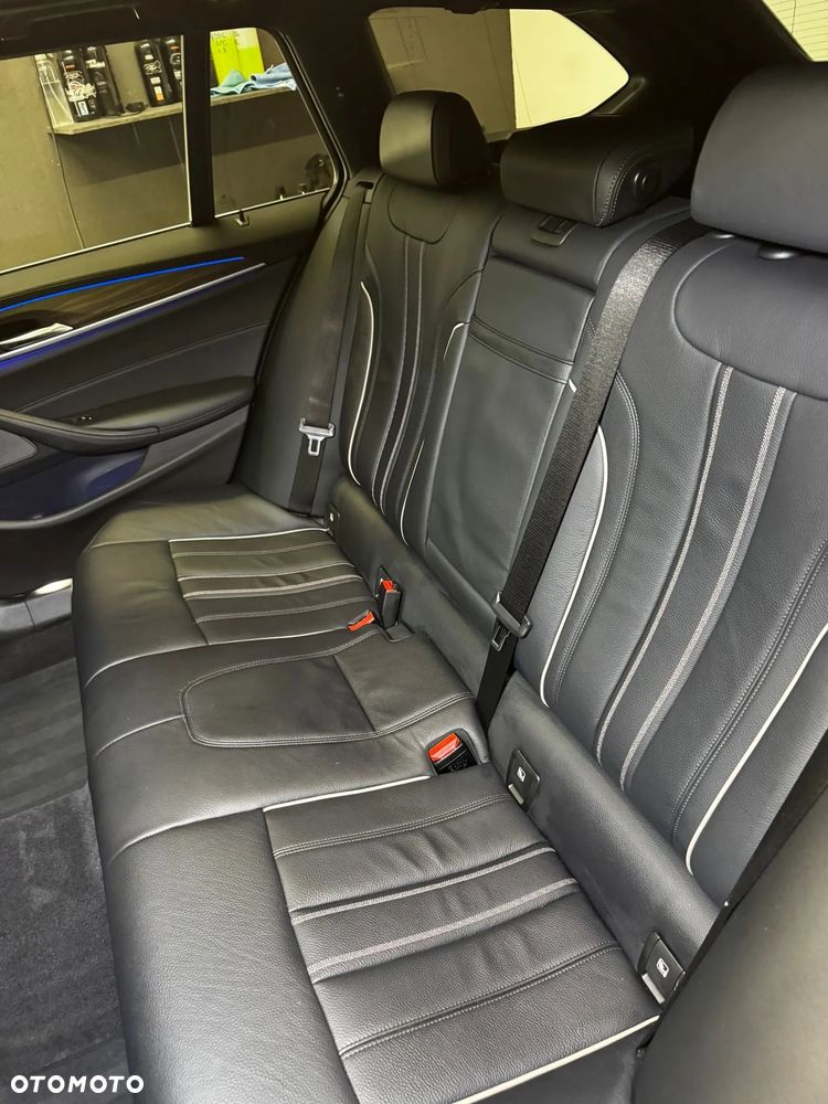 BMW Seria 5 520d Luxury Line sport - 14