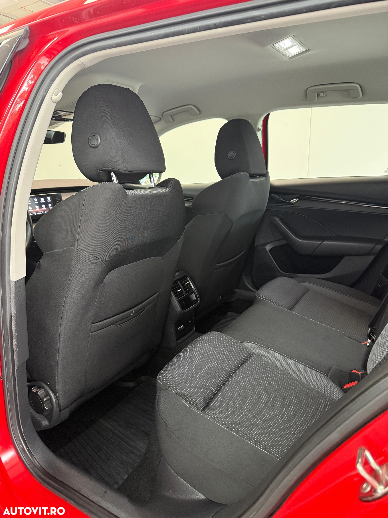 Skoda Octavia Combi 2.0 TDI Ambition - 15