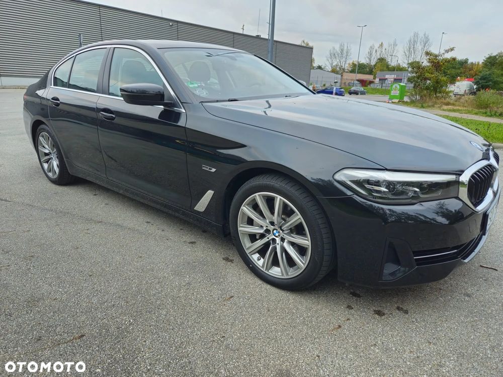 BMW Seria 5 530e Luxury Line sport - 4