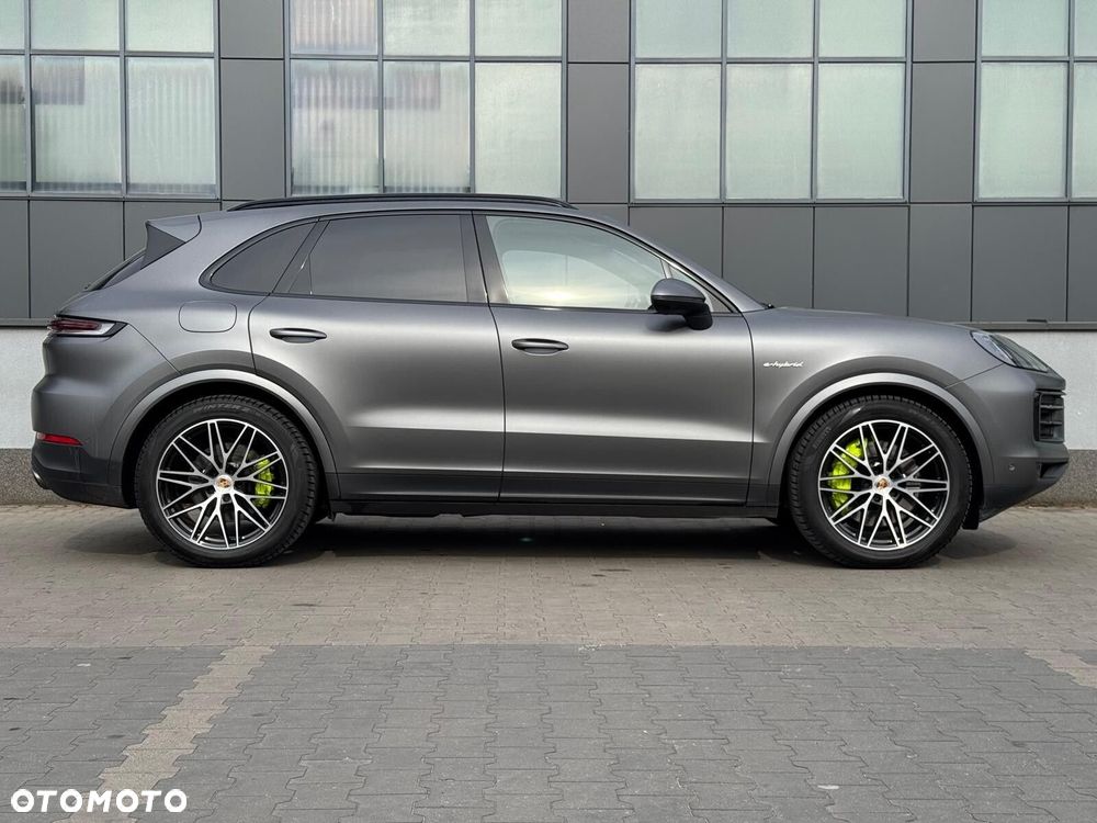 Porsche Cayenne - 13