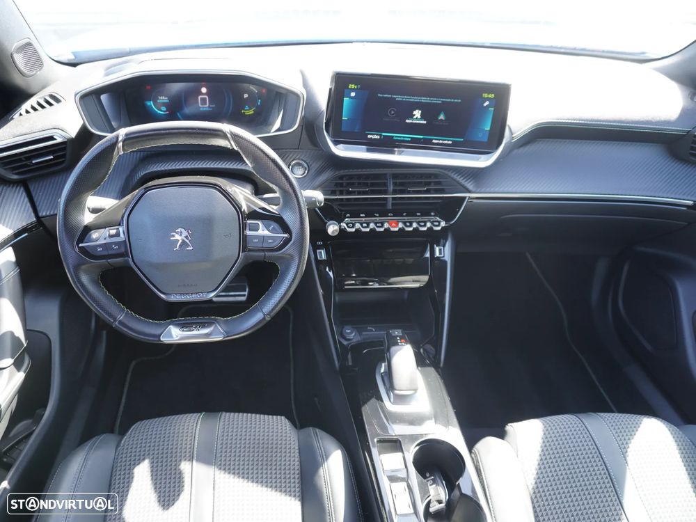 Peugeot e-2008 50 kWh GT Pack - 25