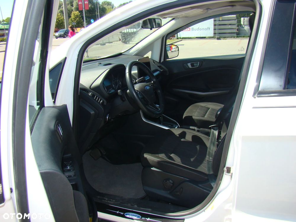 Ford EcoSport - 10