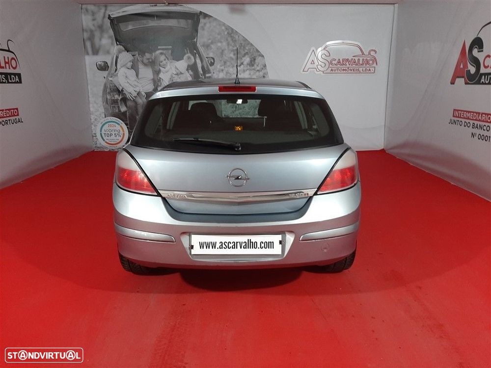 Opel Astra 1.7 CDTi Elegance - 4