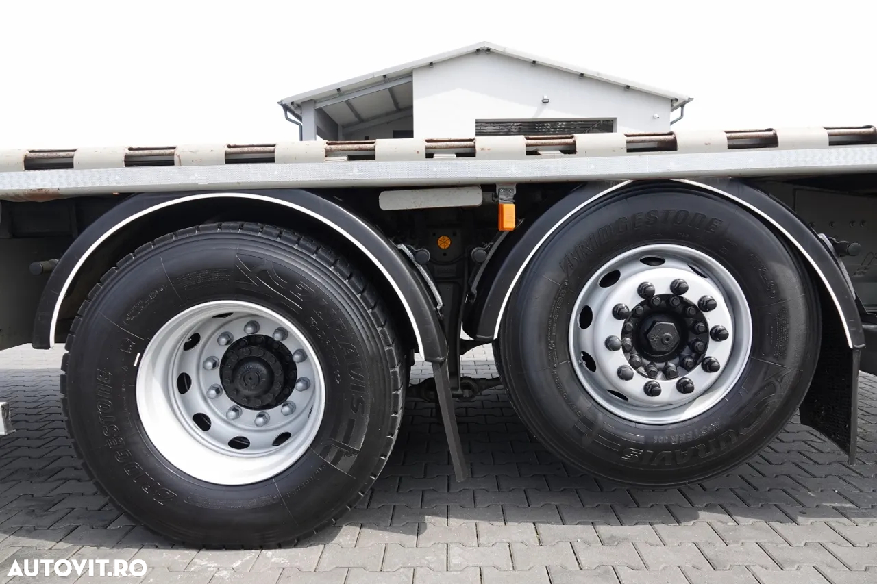 Iveco STRALIS / 6X2 / CARRIER + HDS HIAB XS 166 / AXIE ELEVABILĂ / RAMPE HIDRAULICE / TROLIU / ASISTENȚĂ RUTIERĂ / EURO 5 EEV - 23