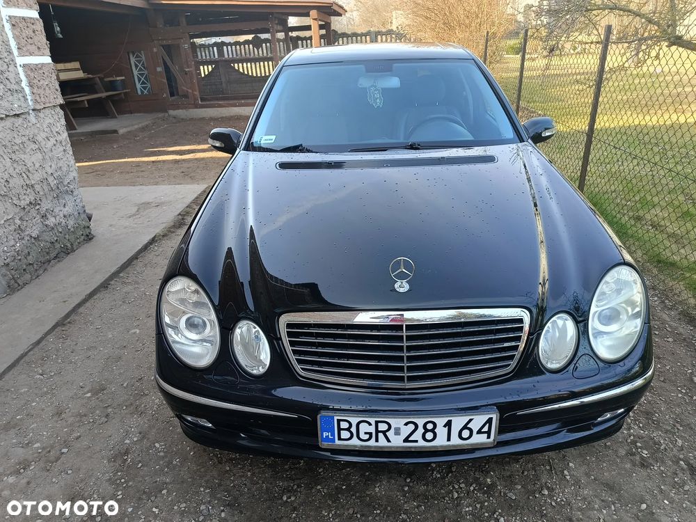 Mercedes-Benz Klasa E 240 4Matic Avantgarde - 7