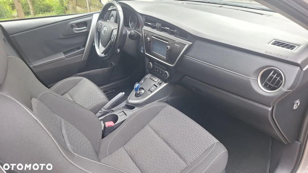 Toyota Auris - 15