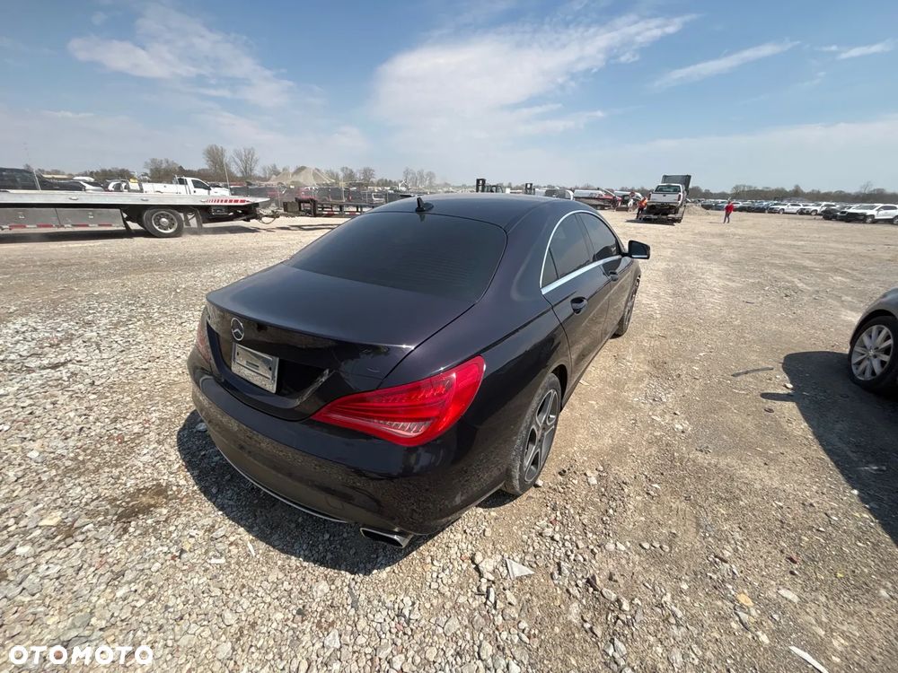 Mercedes-Benz CLA - 35