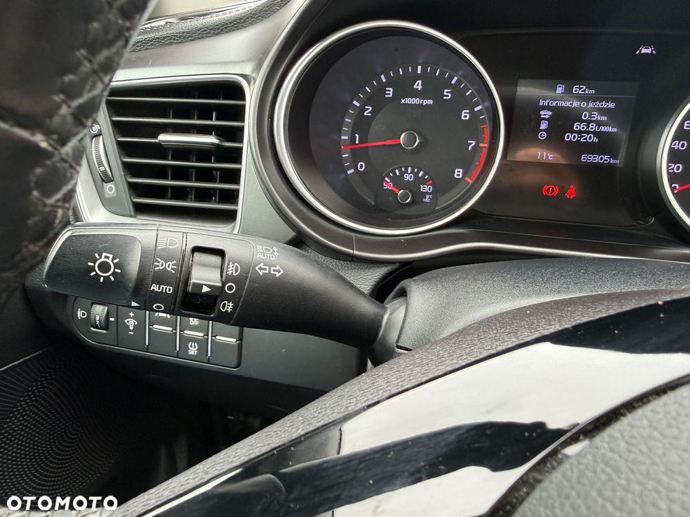 Kia XCeed 1.4 T-GDI M - 38