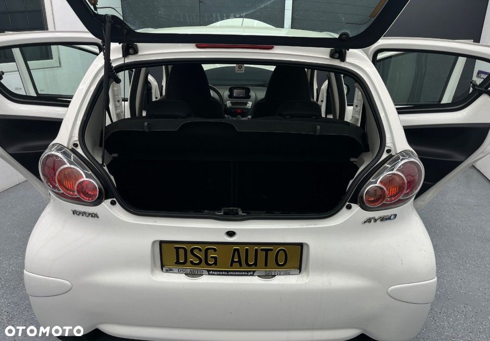 Toyota Aygo - 30